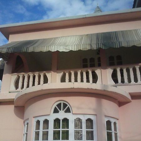 G&R Guesthouse فالماوث المظهر الخارجي الصورة