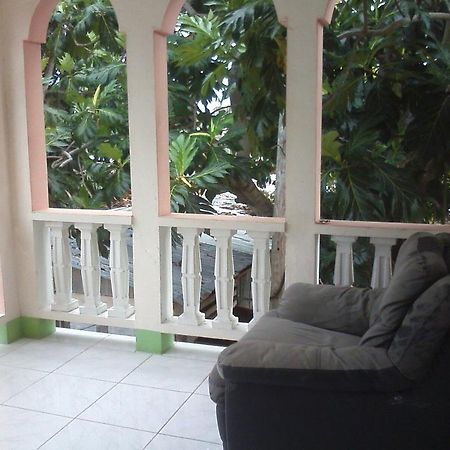 G&R Guesthouse فالماوث المظهر الخارجي الصورة